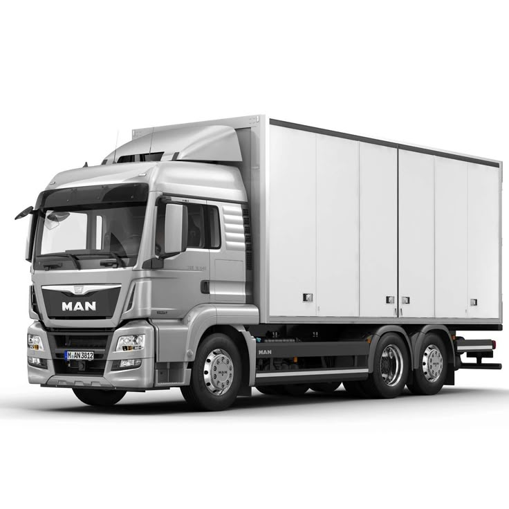 MAN box truck returning from Kigali to Kayonza